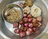 Foto langkah ke 3 dari resep Empal Sapi Serundeng Kemiri.