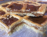 Foto del paso 9 de la receta: Pasta frola rústica de dulce de leche/ membrillo con harina leudante