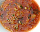 Foto langkah ke 4 dari resep Jamur Enoki Pedas Simpel Tanpa Saus Gogunjang.