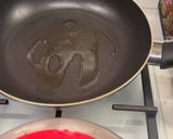 Foto del passaggio 5 della ricetta Riso basmati,con lattuga saltata e filetti di tacchino croccanti