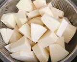 Hình bước làm 1 của món Sa Kê Hấp Lá Dứa