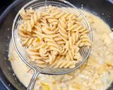 Une image de l'étape 3 de Fusilli Pera & Gorgonzola !!.