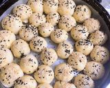 صورة لخطوة 3 من وصفة خلية النحل الهشة والطرية 😋