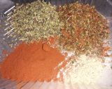 Foto del paso 3 de la receta: Polenta con Tuco y salchicha fresca de carnicería
