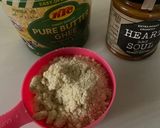 A picture of step 1 of Sesame, almond and peanut butter squares.