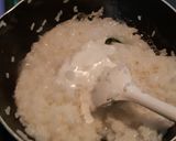 Foto langkah ke 2 dari resep Bubur Ayam Kuah Kuning.