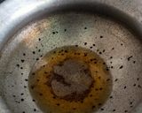 A picture of step 1 of Onion upmaa.