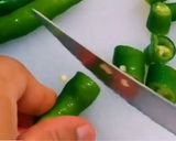 A picture of step 2 of Rajasthani Mirchi Ka Kutta.