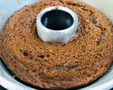 Foto langkah ke 6 dari resep Bolu Karamel Panggang.