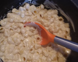 Foto del paso 4 de la receta: Pasta tiburones con crema de queso