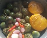 Foto langkah ke 1 dari resep Sambal terong asam kemangi.