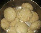 A picture of step 4 of Sago pearl vada.