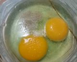 Foto langkah ke 6 dari resep Omlet Brokoli Keju.