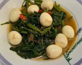 Foto langkah ke 4 dari resep Tumis kangkung telur puyuh.