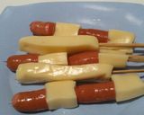 Foto langkah ke 1 dari resep Mozza Sausage Stick 🧀🌭.