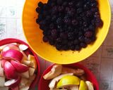 1308. Alma, szeder és birsalma leves 😋 recept fázis 1 fotója