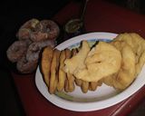 Foto del paso 4 de la receta: Torta fritas y rosquitas con harina leudante