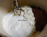 Foto langkah ke 2 dari resep Good Time Cookies Choco Chips-Renyah (KW).