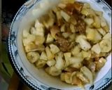 A picture of step 1 of Cream fruit chaat.