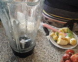 Foto del paso 2 de la receta: Smoothie de Fresas, Plátano y Aguacate