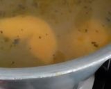 Foto del paso 3 de la receta: Caldo de verduras y pollo, con sopa de fideos de arroz 😋😋😋😋😋
