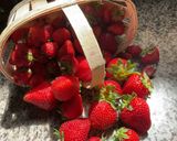 Une image de l'étape 2 de 🍧Dessert 🍨 healthy 🍓 fraises 🍓 yaourt grec.