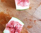 Une image de l'étape 1 de Crumbles aux figues fraîches du jardin ☺️.