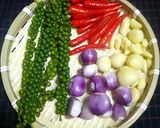 Hình bước làm 3 của món Tai mũi heo ngâm nước mắm