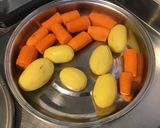 A picture of step 3 of Pot au feu.