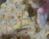 Foto langkah ke 7 dari resep Perkedel Kentang Jagung.