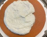 Foto del passaggio 2 della ricetta Torta crema bianca e fragole: facile e veloce