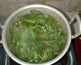 Foto langkah ke 2 dari resep Ayam Masak Daun Singkong (Mix Tahu).