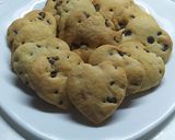 Foto del paso 2 de la receta: Cookies  De Masa Con Aceite Y Chips De Chocolate