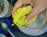 A picture of step 5 of Ulta Vada pav.