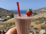 🍓Πρωτεϊνικό "milkshake" με γεύση σοκολάτα - φράουλα 🍓