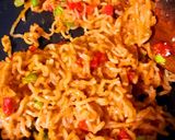 A picture of step 5 of White Sauce Maggi Bowl.