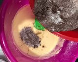 Foto langkah ke 4 dari resep Moist Chocolates Cakes.