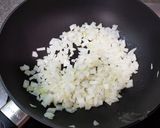 和風咖哩味噌冷烏龍佐水波蛋的食譜步驟1照片