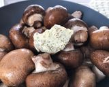 A picture of step 2 of Super Easy Sautée Portobellos.