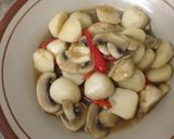 Foto langkah ke 6 dari resep Jamur Saus Tiram.