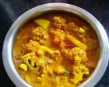A picture of step 5 of Cauliflower Curry.