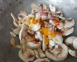 A picture of step 1 of Mushroom masala.