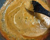 A picture of step 5 of Paneer kohlapori.