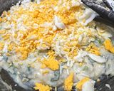 Foto del paso 3 de la receta: Moñitas con salsa bechamel de perejil y huevo
