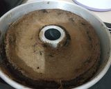 Foto langkah ke 5 dari resep Bolu ketan hitam panggang.