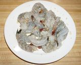 A picture of step 1 of Fried Shrimp Wrapped in Rice Noodles.