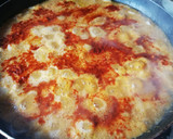 Foto del paso 4 de la receta: Calamares en salsa americana🦑🥖🌶️