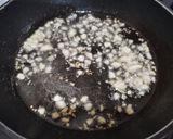 Foto langkah ke 2 dari resep Sup Udang Wortel Nanas.
