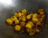 A picture of step 3 of Masala masti paav.
