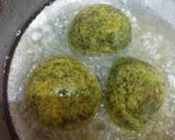 A picture of step 8 of Palak Paneer Tomato Curry.
